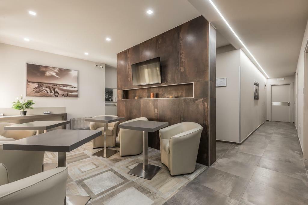 Astoria Suite Apartments Bologna Exteriör bild